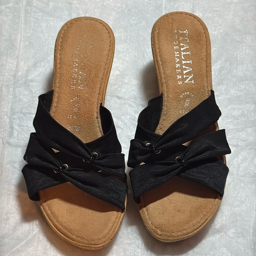 Italian Shoemakers Benny black fabric slip on wedges Sz 6.5W